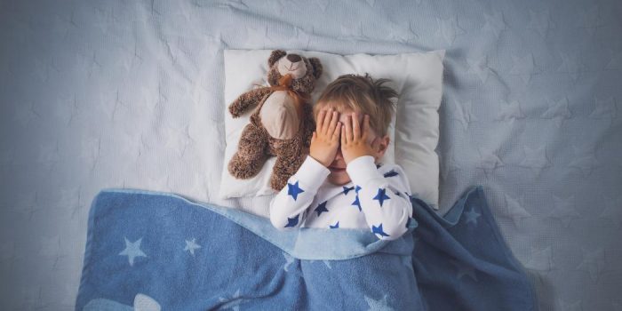 Pourquoi un enfant de 3 ans se réveille la nuit ?