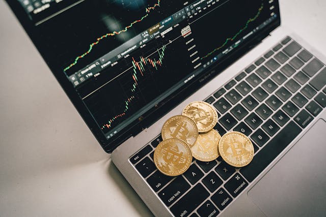 Les cryptomonnaies : comprendre l’avenir de la finance numérique